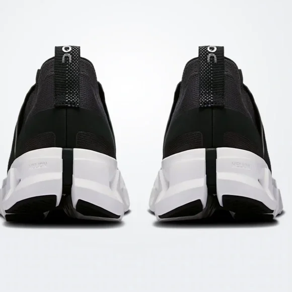 On Running Cloudswift 4 Black White Athletic Shoes Forward Rolling Breathable - Picture 3 of 6
